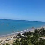 Na Beira Mar De Pajucara- Edif Neo- Apartamento Quarto E Sala- Tem Varanda - Vista Lateral Do Mar- Rua Julio Plech Filho 60 Esquina Com Avenida Doutor Antonio Gouveia - Consumo Eletrico E Pago No Ckeck-Out 1Kwh E 1,35 Reias