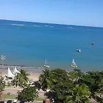 Na Beira Mar De Pajucara- Edif Neo- Apartamento Quarto E Sala- Tem Varanda - Vista Lateral Do Mar- Rua Julio Plech Filho 60 Esquina Com Avenida Doutor Antonio Gouveia - Consumo Eletrico E Pago No Ckeck-Out 1Kwh E 1,35 Reias