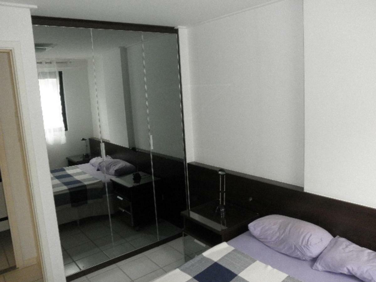 Apartment Na Beira Mar Pajuçara: Beachfront With Lateral Sea View Maceio (Alagoas)