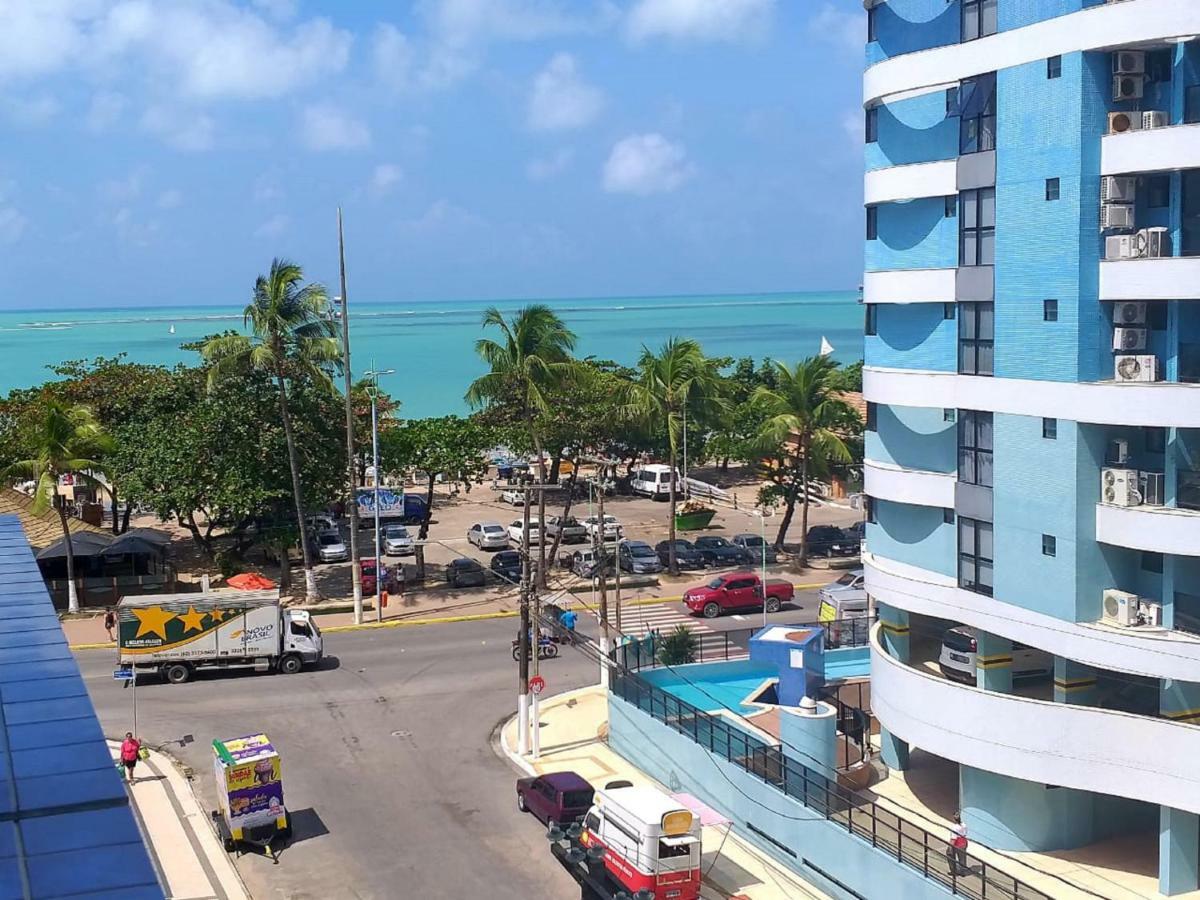 Na Beira Mar Pajuçara: Beachfront With Lateral Sea View